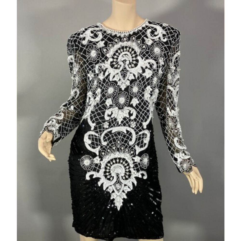 Vintage 1980s White Black Beaded Dress, Long Sleeve Shift Formal L Embellished